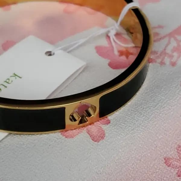 Kate spade bangle stainless Steel matirel