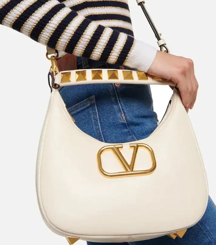 VALENTINO GARAVANI Code-007