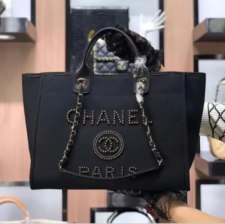 CHANEL  CANVAS MIXED FIBERS PEARL LARGE DEAUVILLE TOTE Code-054