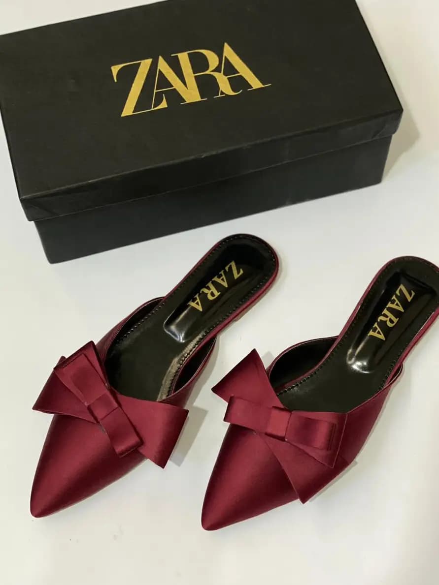 ZARA FLAT PUMPS