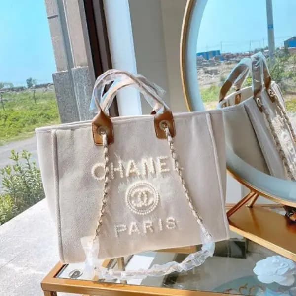 CHANEL  CANVAS MIXED FIBERS PEARL LARGE DEAUVILLE TOTE Code-054