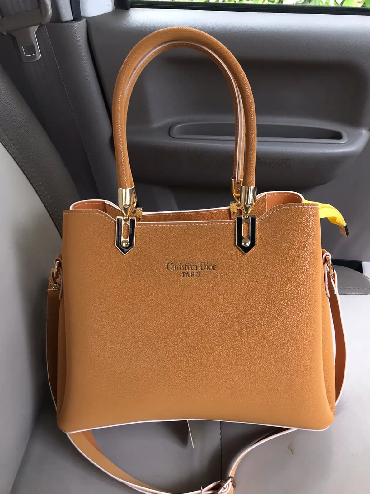 Christian Dior  Code-016