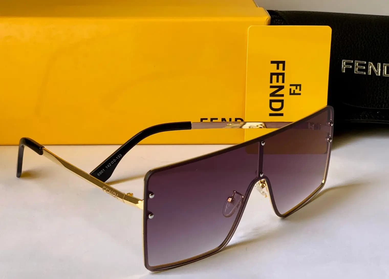 FENDI SUNGLASSES   (UNISEX MODEL