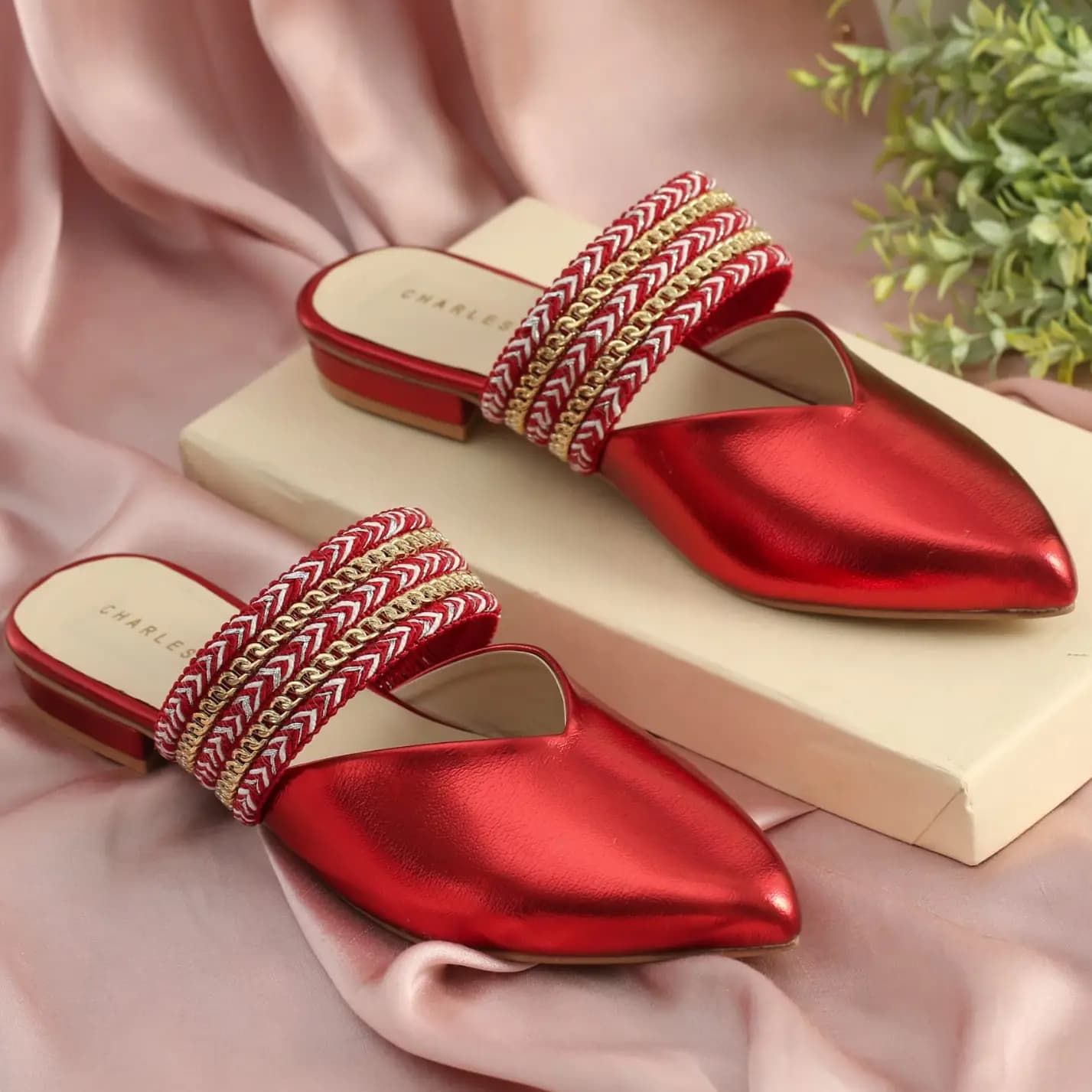  Charles and Keith Code-034