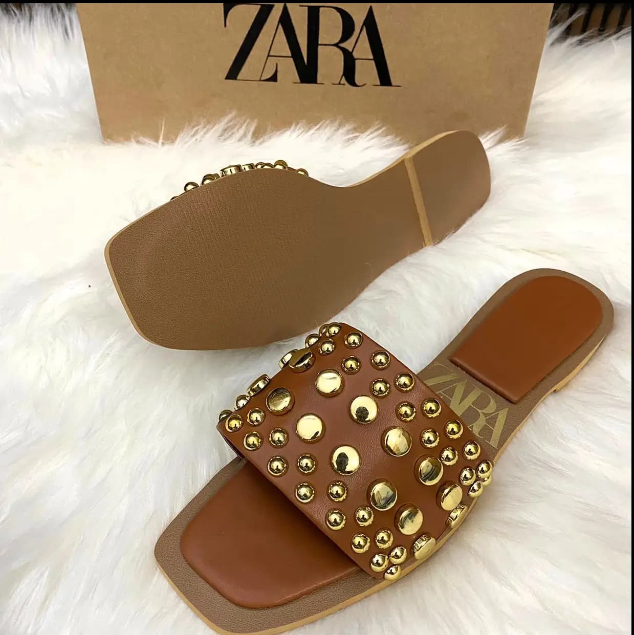 Z A R A Metal Rivets Flat Code-001