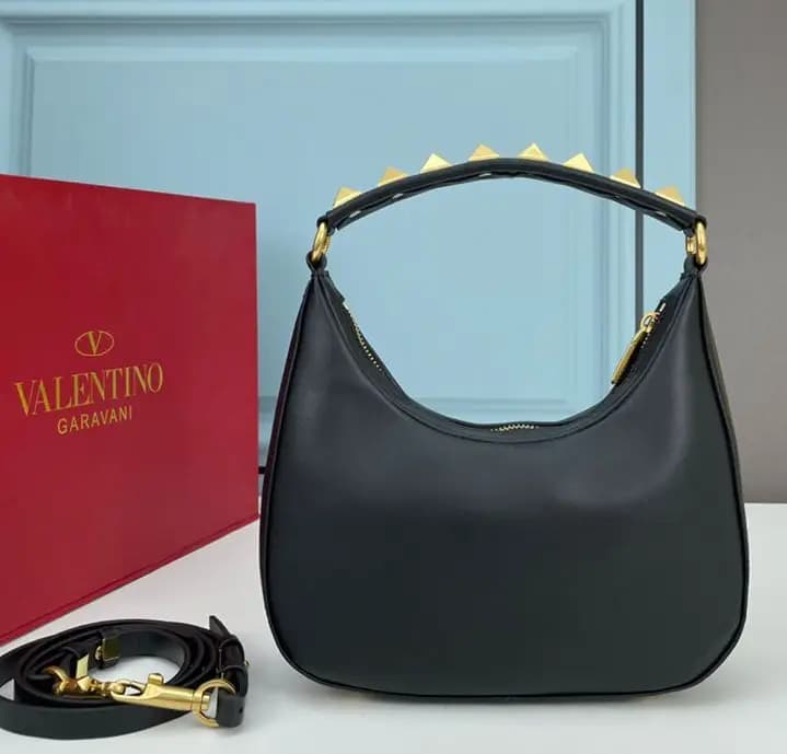 VALENTINO GARAVANI Code-007