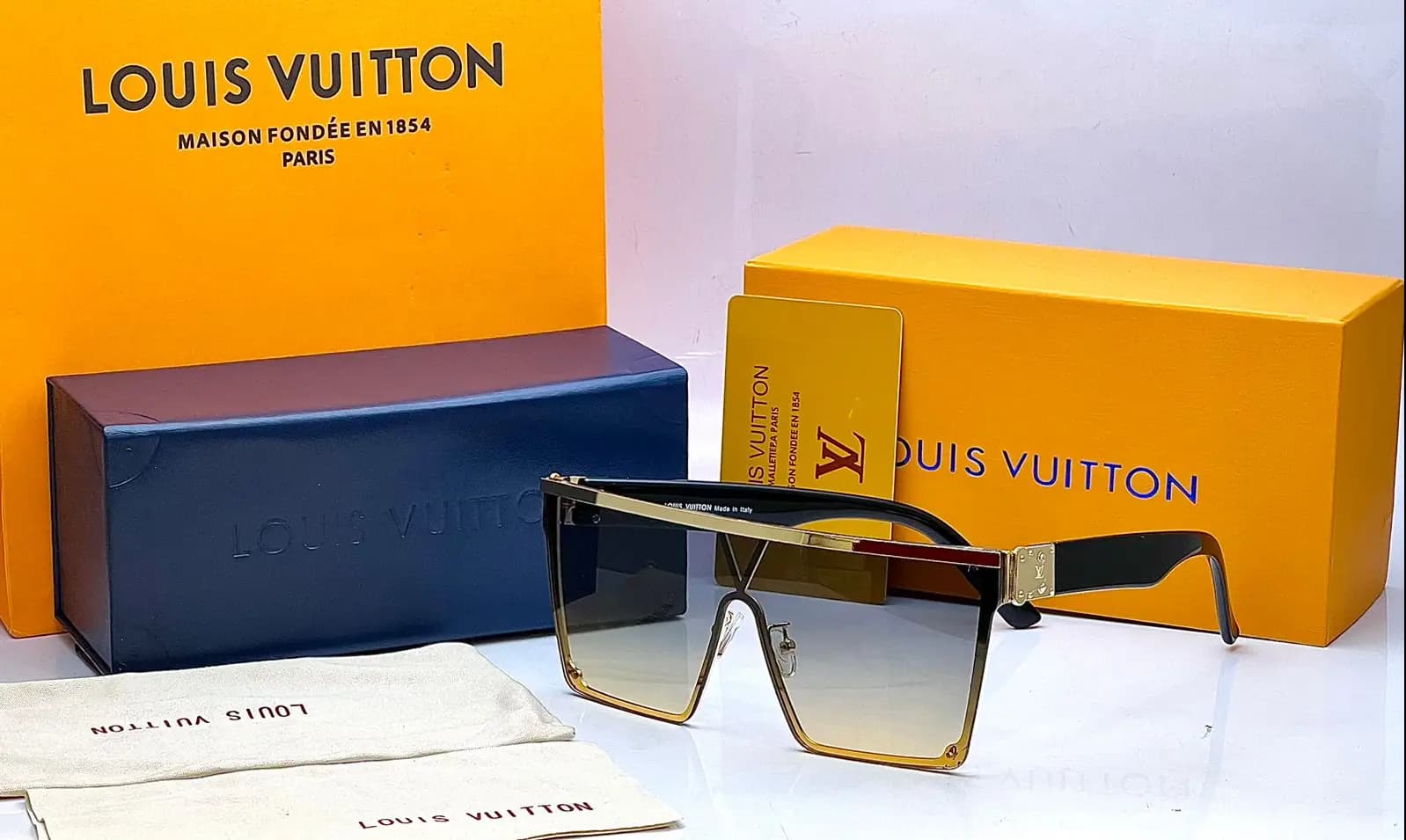 Louis Vuitton Code-046