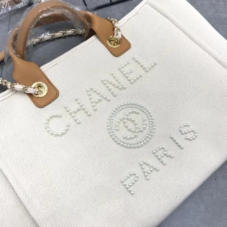 CHANEL  CANVAS MIXED FIBERS PEARL LARGE DEAUVILLE TOTE Code-054