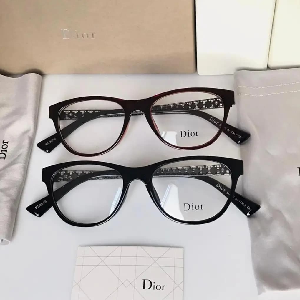 BURBERRY SPECS FOR LADIES